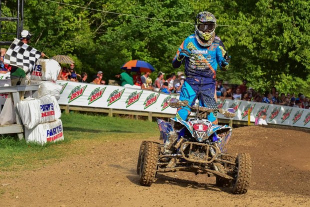 atv_motocross_nationals_round_10_2015_wienen_chekered_flag